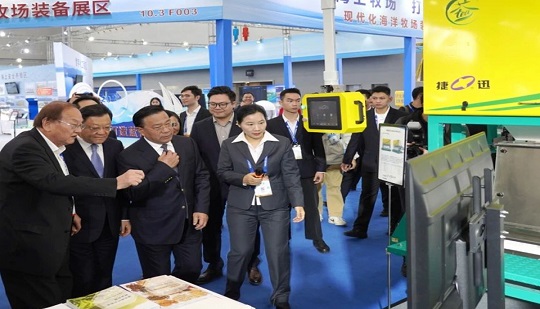 Il ministro Han Jun e l'accademico Luo Xiwen hanno visitato lo stand Jiexun alla fiera internazionale dell'agricoltura cinese!